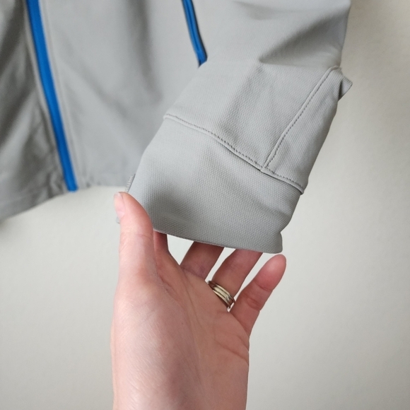 GOLITE soft shell jacket in light grey full zip size M - Picture 4 of 9